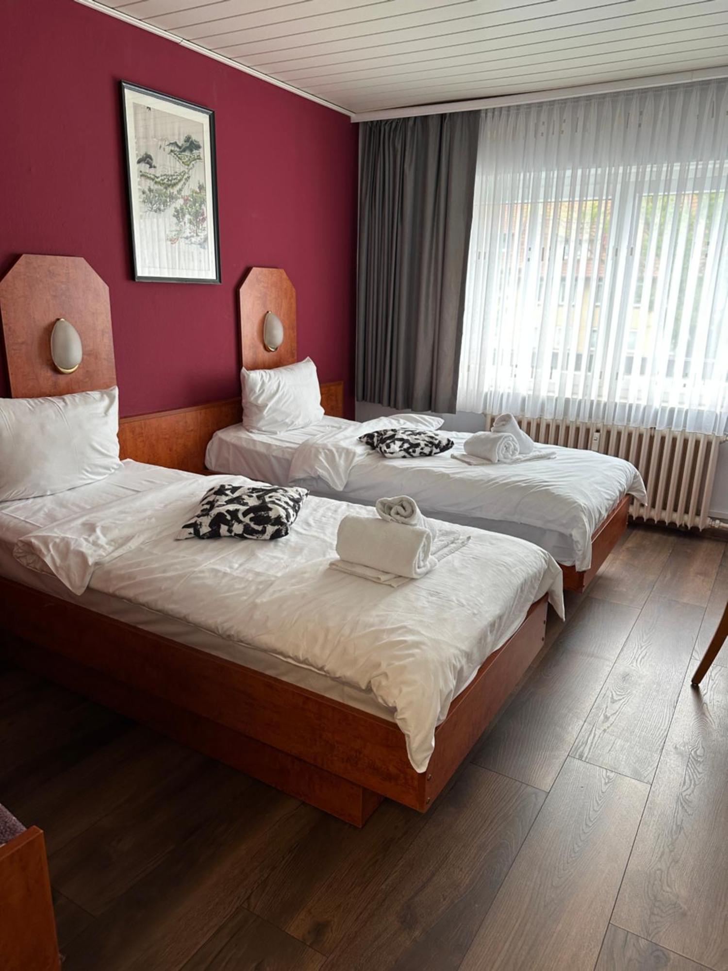 Bone To Hotell Salzgitter Exteriör bild