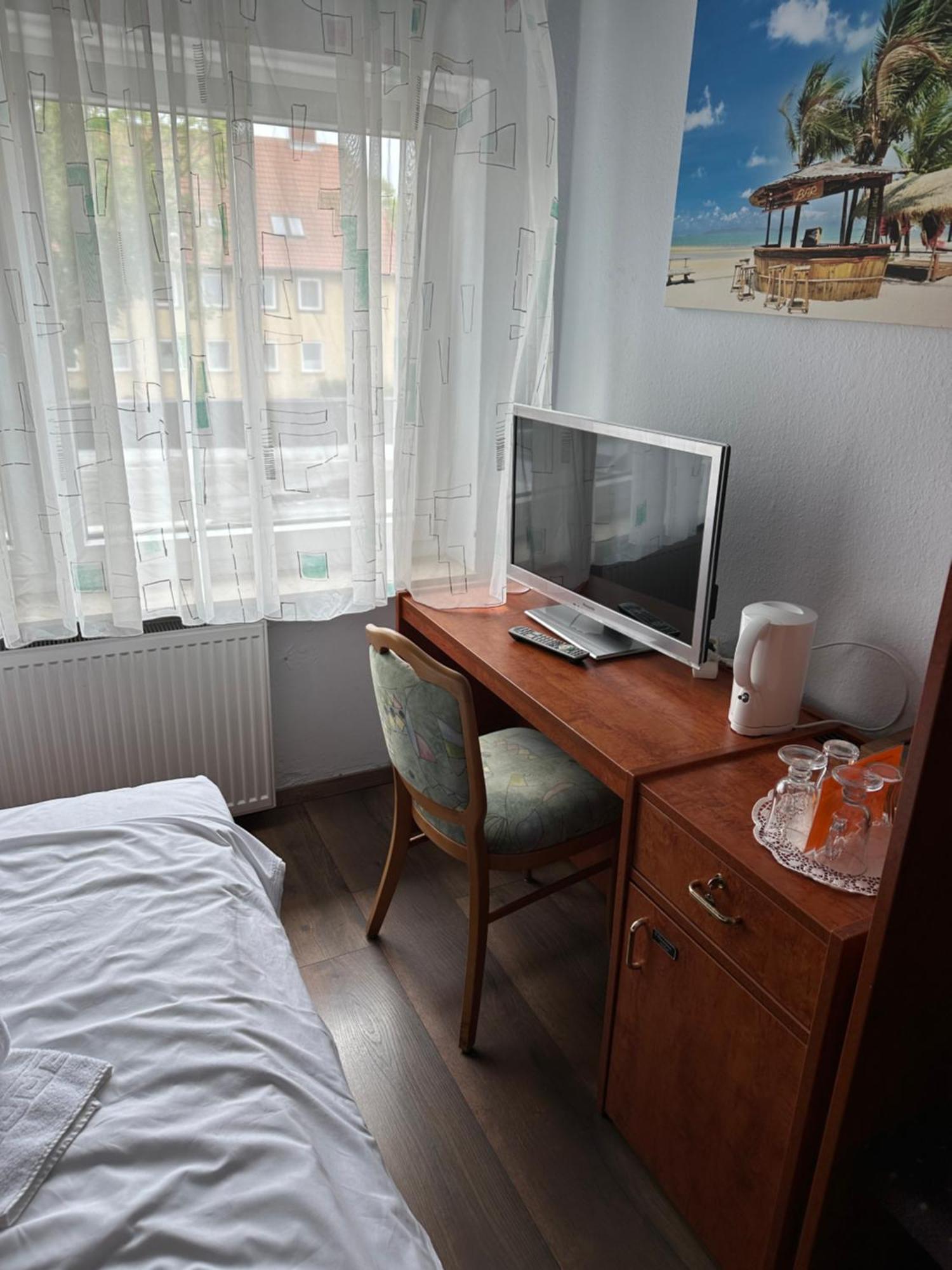 Bone To Hotell Salzgitter Exteriör bild
